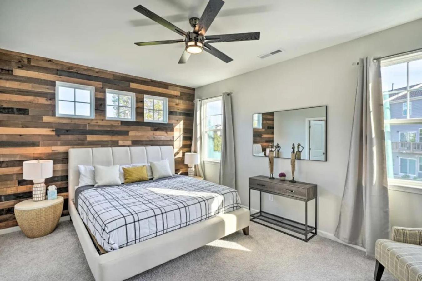 The Villas Buckingham 10 Mins To Rdu Airport Duke Downtown Durham Eksteriør billede