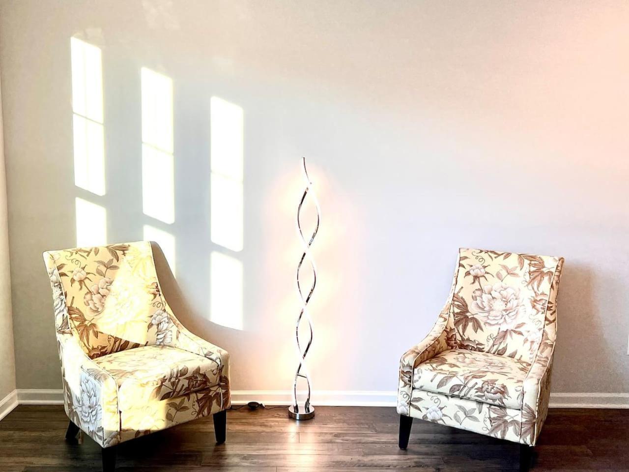 The Villas Buckingham 10 Mins To Rdu Airport Duke Downtown Durham Eksteriør billede