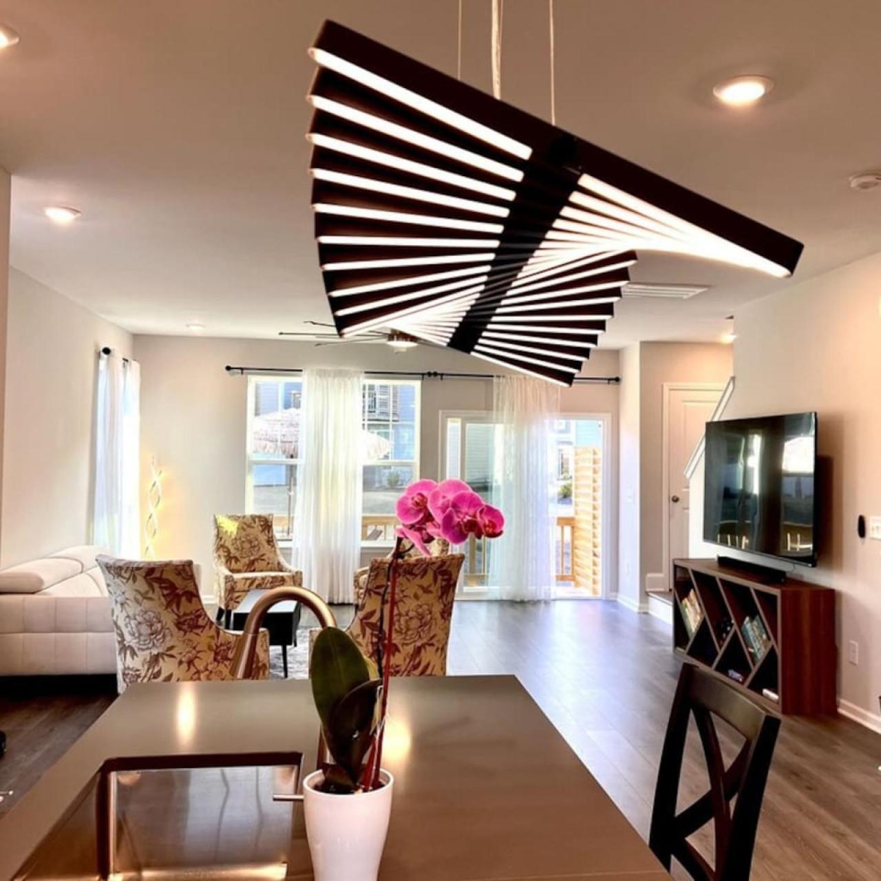 The Villas Buckingham 10 Mins To Rdu Airport Duke Downtown Durham Eksteriør billede
