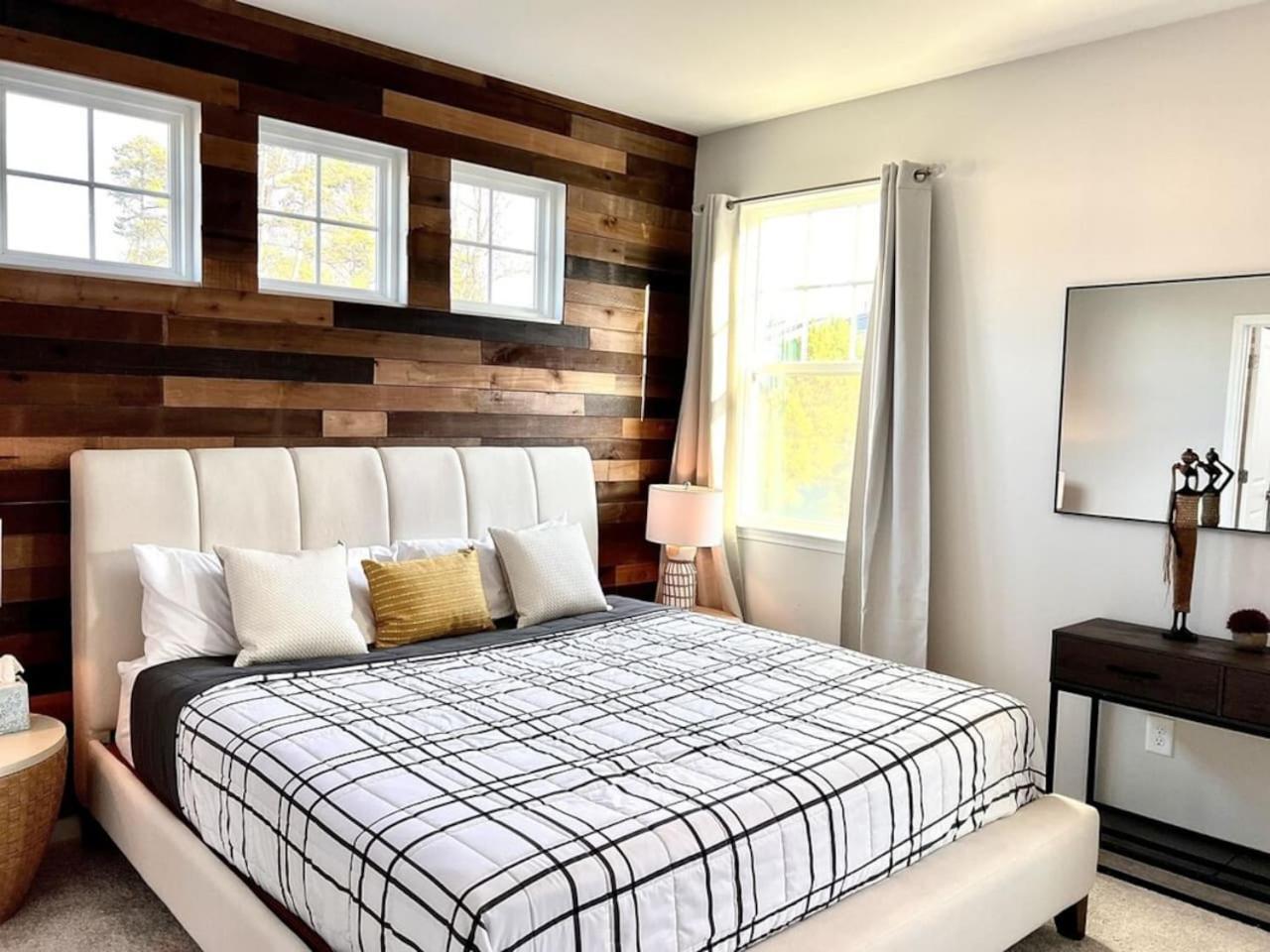 The Villas Buckingham 10 Mins To Rdu Airport Duke Downtown Durham Eksteriør billede